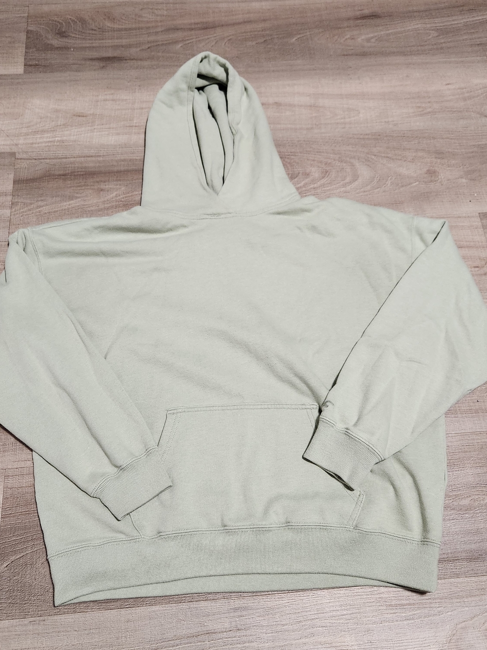 Hollister Men's Light Sage Green Crewneck Hoodie